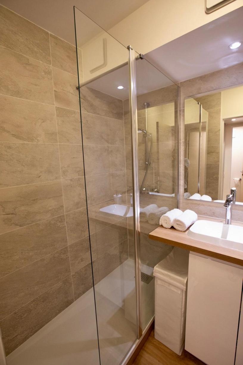 Pour Sejours D'affaires A La Defense Apartment